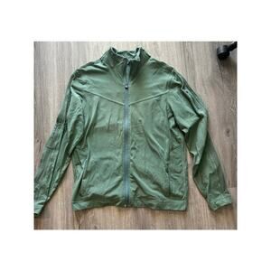 Lululemon Full Zip up softshell jacket men size large sage green